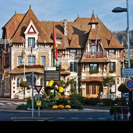 Studio Au Calme 2 Pas De La Plage Et Du Centre De -l école Buissonnière Blonville-sur-Mer