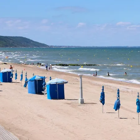 Studio Au Calme 2 Pas De La Plage Et Du Centre De -l école Buissonnière Apartamento