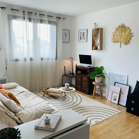 Studio Au Calme 2 Pas De La Plage Et Du Centre De -l école Buissonnière