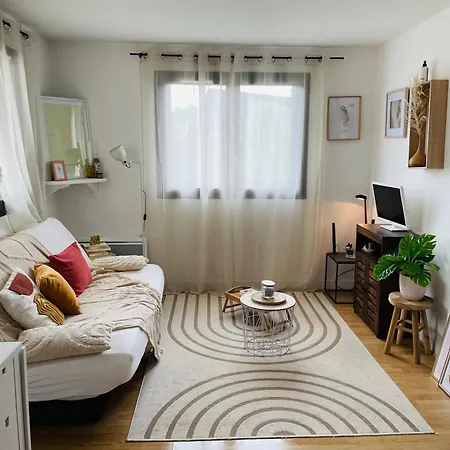 Studio Au Calme 2 Pas De La Plage Et Du Centre De -l école Buissonnière Apartamento